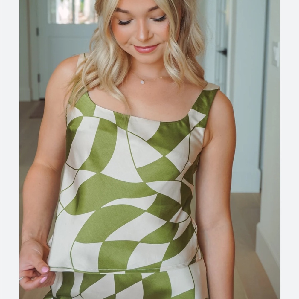 Green and White Patterned Tank Top